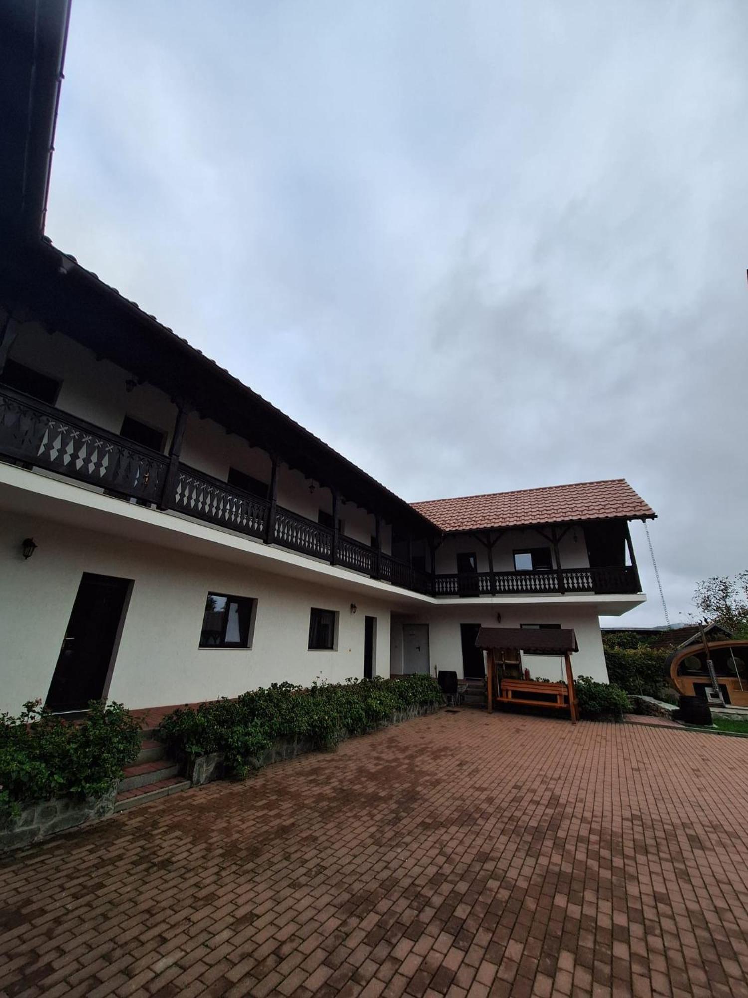 Pensiunea Alex Marga Exterior foto